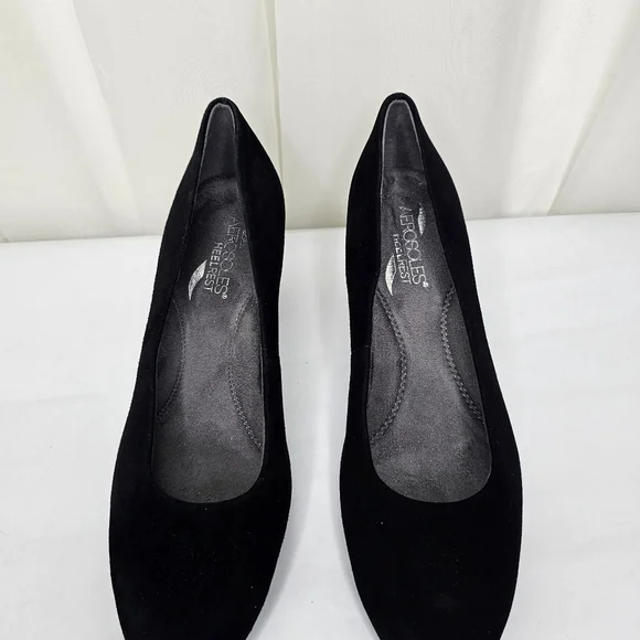 Aerosoles Shore Thing Black Suede Pumps Round Toe Size 7.5 - Picture 7 of 10